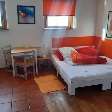 Ferienwohnung Redlendorf * 迈内尔茨哈根